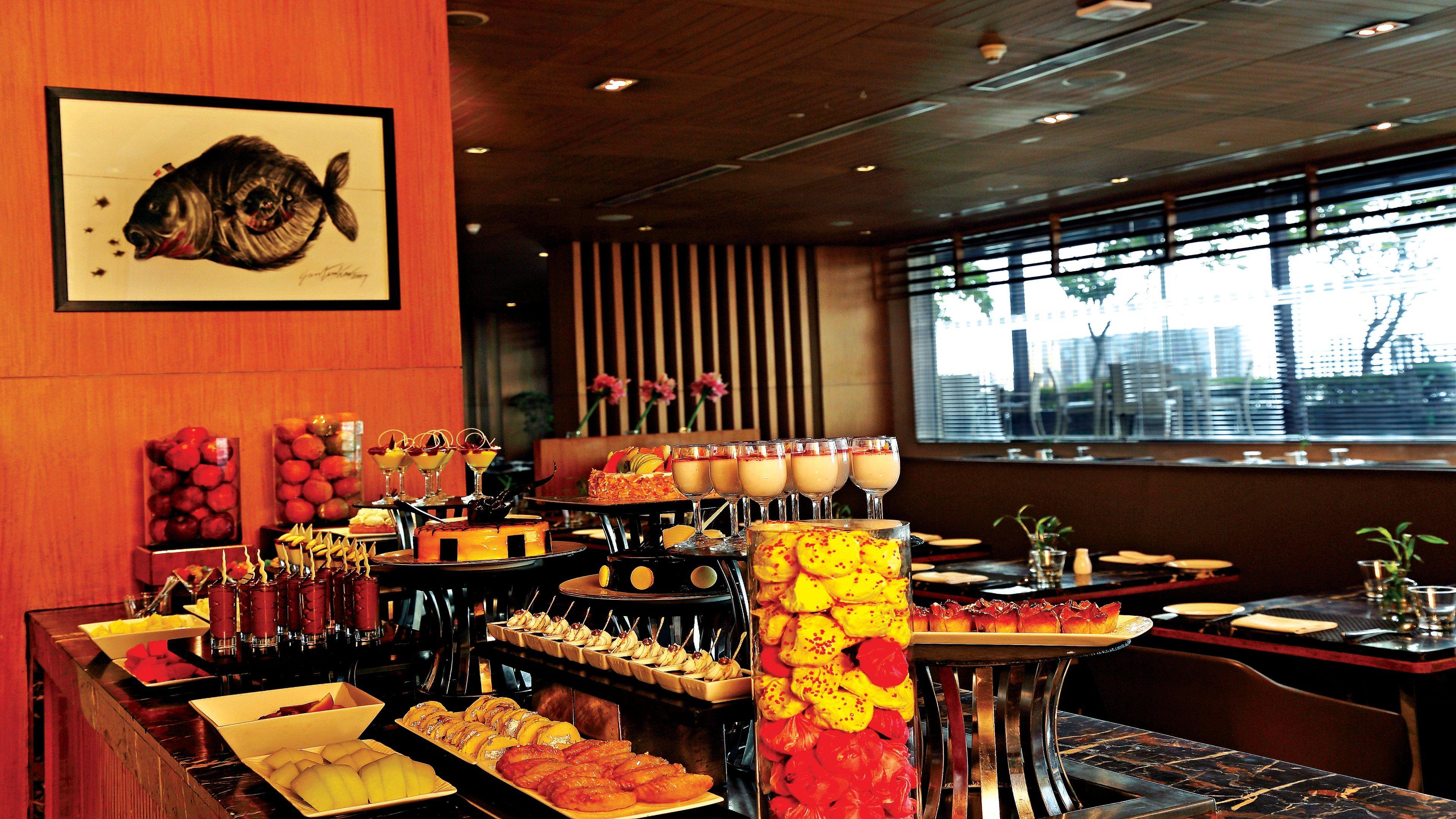 Holiday Inn New Delhi Mayur Vihar Noida By Ihg Exteriér fotografie The Club Lounge at the Hong Kong International Convention and Exhibition Centre